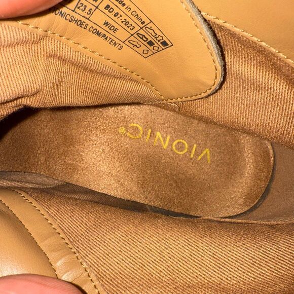 Vionic Water Repellent Suede Lace-Up Ankle Boots - Larson in stone color size 7 - Picture 8 of 8